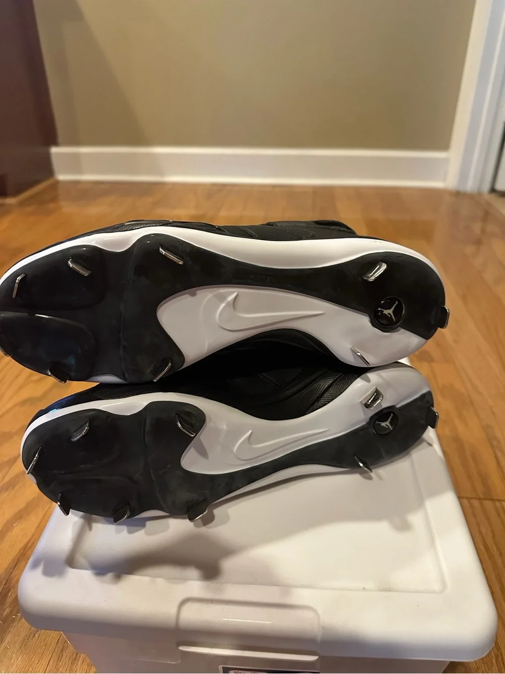 Jordan black leather